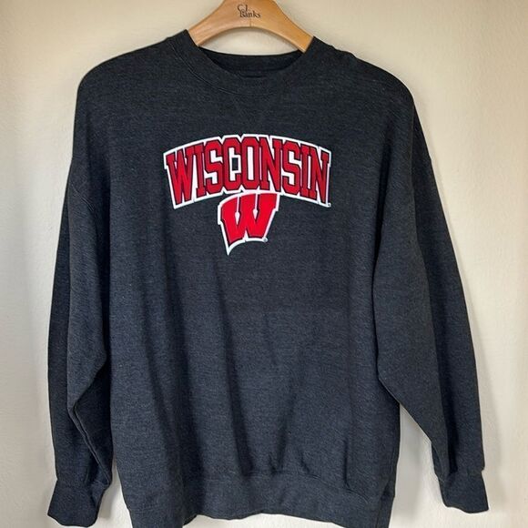 Wisconsin Badgers Crewneck Sweatshirt unisex size Charcoal Gray XL UW Badgers - Picture 1 of 7